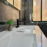 Coastal Retreats, & Ocean View Playa Arena