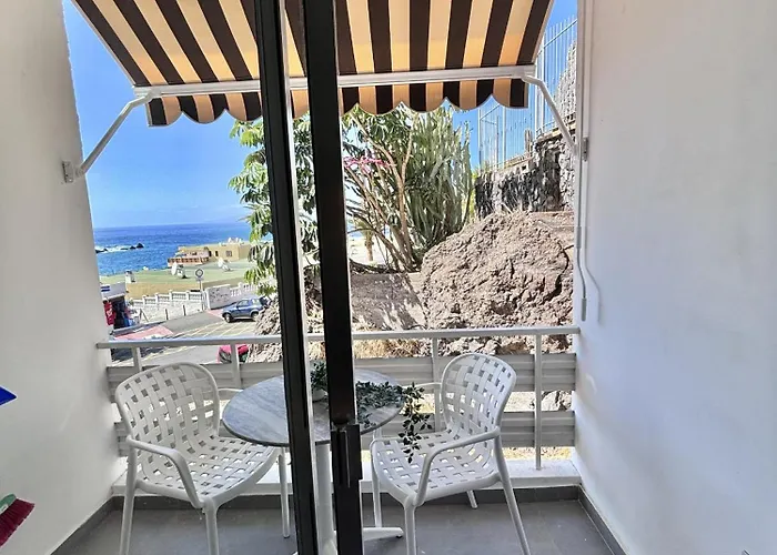 Coastal Retreats, & Ocean View Playa Arena