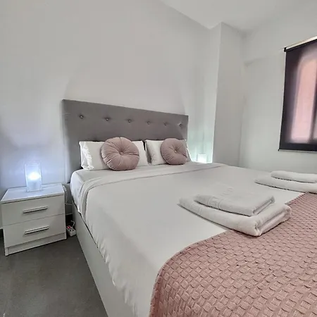 Coastal Retreats, & Ocean View Playa Arena *