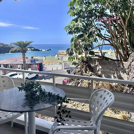 Coastal Retreats, & Ocean View Playa Arena