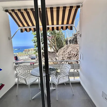 Coastal Retreats, & Ocean View Playa Arena