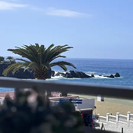 Coastal Retreats, & Ocean View Playa Arena