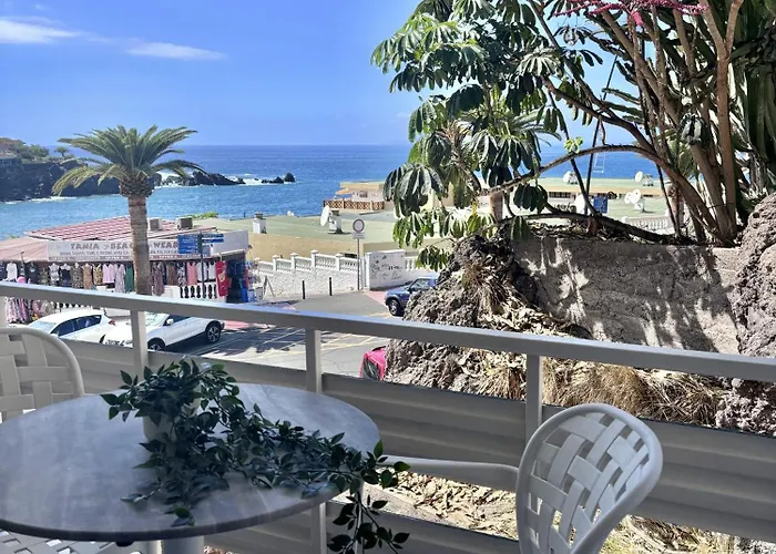 Coastal Retreats, & Ocean View Playa Arena